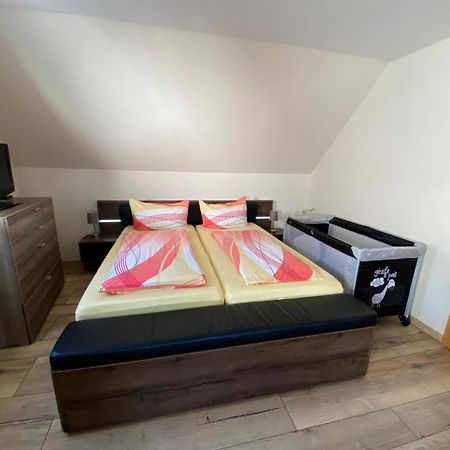 Ferienwohnung Bergblick Jena Esterno foto